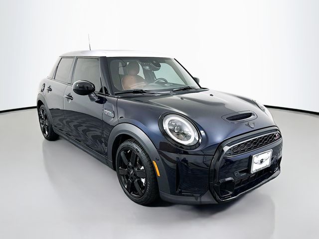 Thumbnail: 2024 MINI Cooper - 3