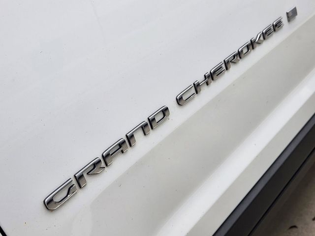 2023 Jeep Grand Cherokee Limited 3