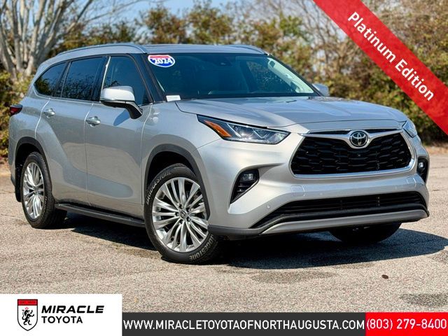 Celestial Silver Metallic 2024 Toyota Highlander Platinum FWD SUV / Crossover Front-Wheel Drive 8-Speed Automatic