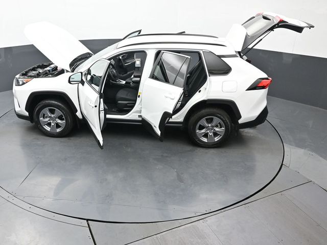 2022 Toyota RAV4 Hybrid LE 49