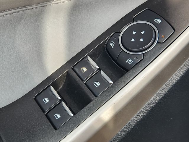 2022 Ford Explorer XLT Black at AutoSavvy Houston Southwest