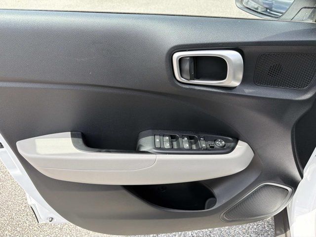 Used 2025 Hyundai Venue SUV