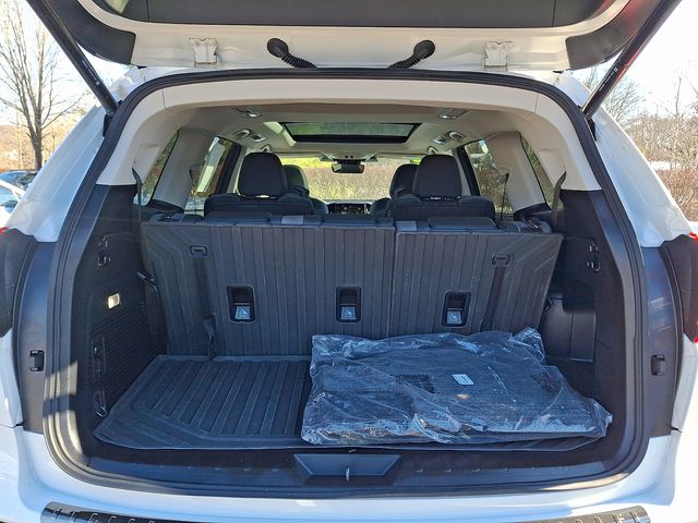 used 2025 Subaru Ascent car, priced at $39,998