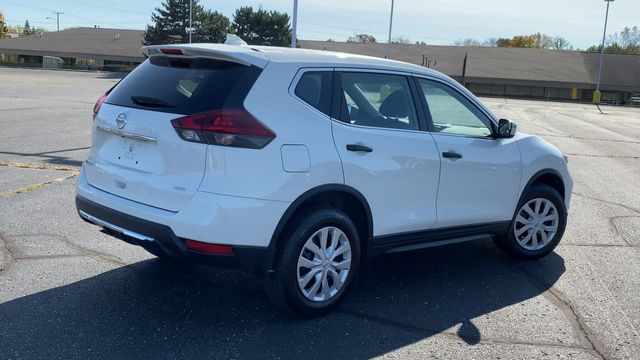 2019 Nissan Rogue S 8