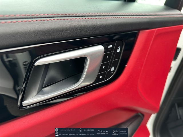 Used 2022  Porsche S image 18
