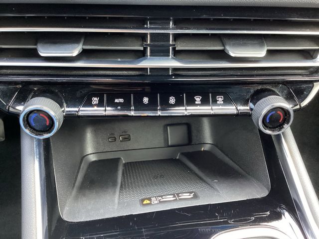 Used Car 2025 Chevrolet Traverse  Lt For Sale Under $40,000 In San Antonio, Texas