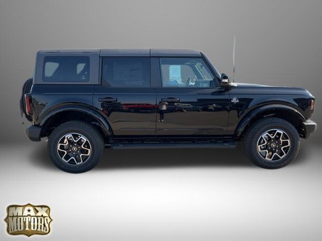 2024 Ford Bronco Outer Banks 14