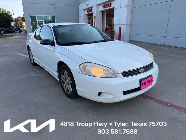 White 2007 Chevrolet Monte Carlo LT FWD Coupe Front-Wheel Drive 4-Speed Automatic Overdrive