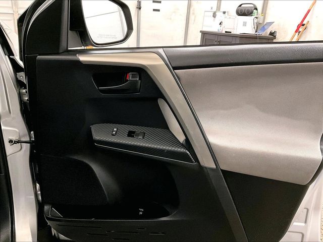 2014 Toyota RAV4 LE Silver at Auto Express Mitsubishi