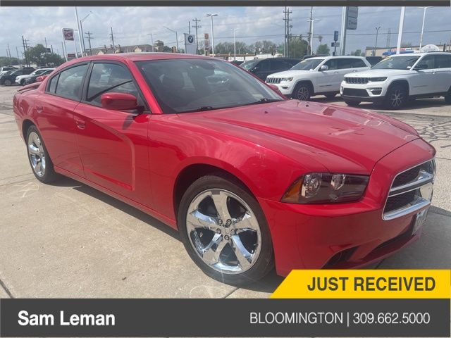 Redline 3 Coat Pearl 2012 Dodge Charger SXT RWD Sedan Rear-Wheel Drive 8-Speed Automatic