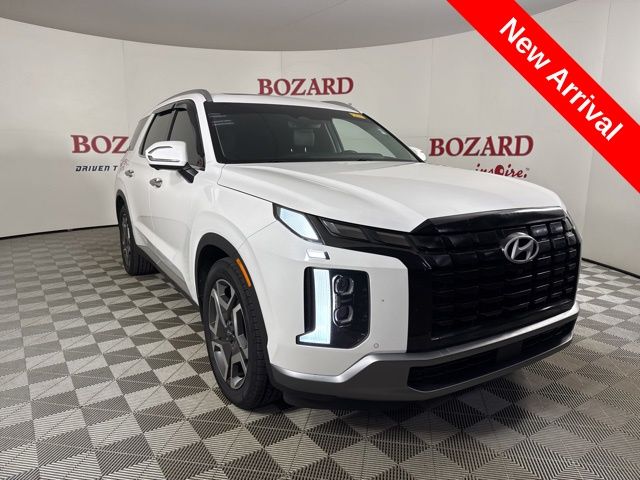2023 Hyper White Hyundai Palisade Limited SUV