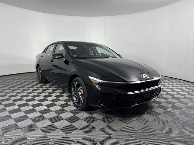 New 2025 Hyundai Elantra Hybrid For Sale in Indianapolis, IN