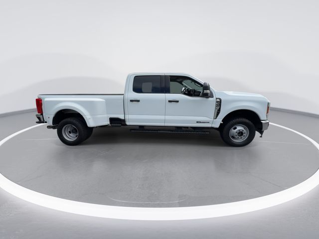 Used 2026 White Ford XLT image 9