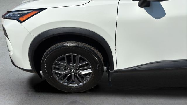 Used 2025 White Nissan S image 34