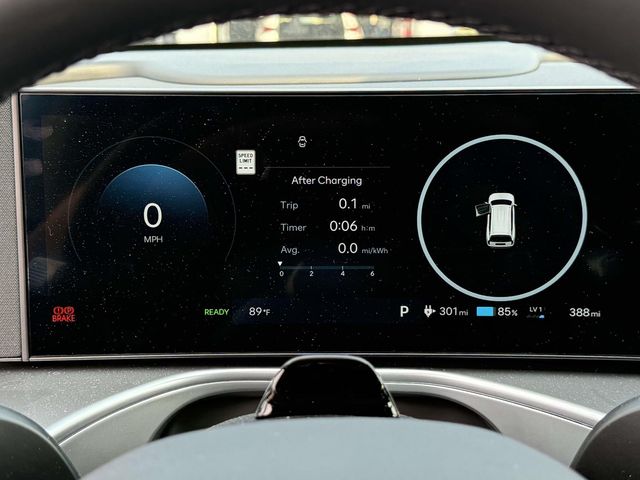New 2026 Gray Hyundai SE image 28