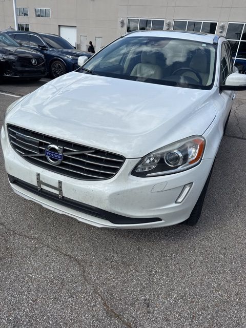Crystal White Pearl 2016 Volvo XC60 T6 Drive-E Platinum AWD SUV / Crossover All-Wheel Drive Automatic