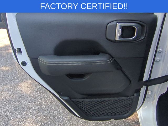 Used 2021 White Jeep Unlimited Sahara image 26