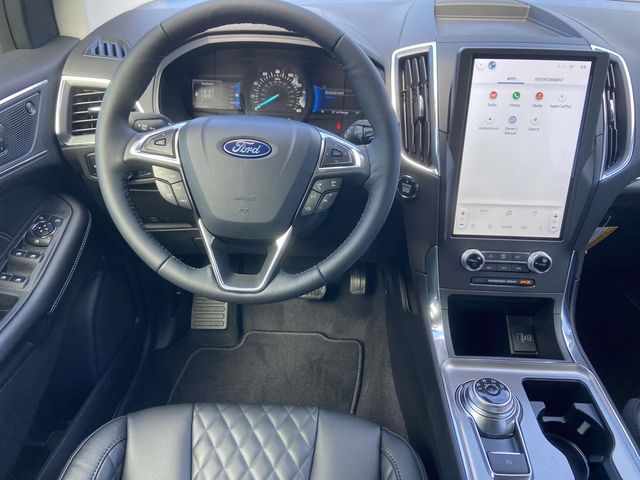 2024 Ford Edge Titanium 16