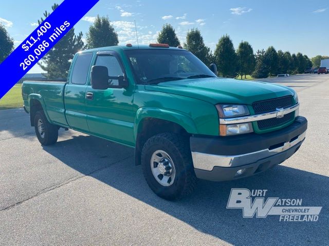 2004 Chevrolet Silverado 3500 LS 32