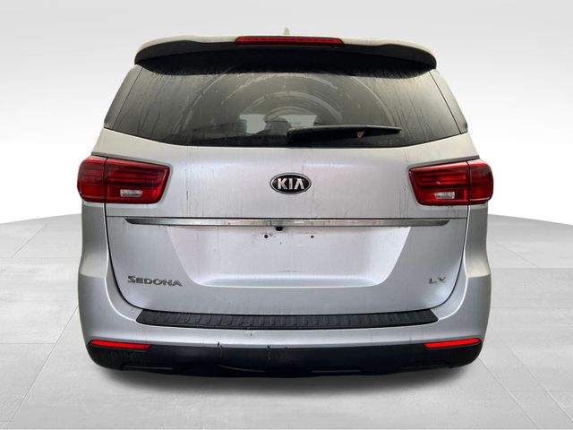 2020 Kia Sedona LX 8