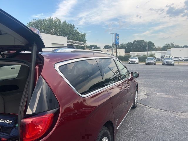 2019 Chrysler Pacifica Touring L 23