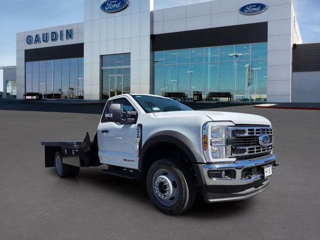 2026 Ford Super Duty F-450 Chassis Regular Cab (DRW)