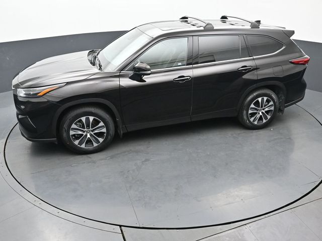 2022 Toyota Highlander XLE 43