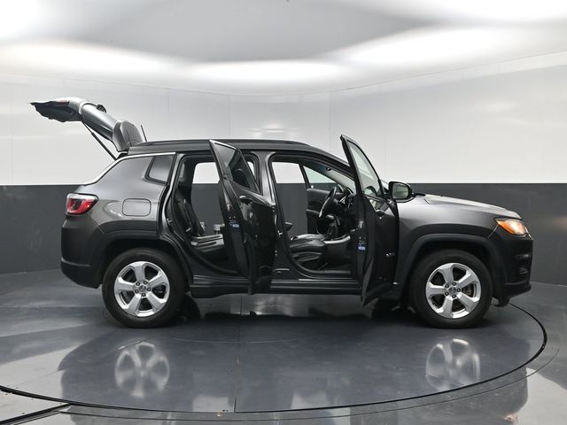 2018 Jeep Compass Latitude Gray at Bayway Cadillac Southwest