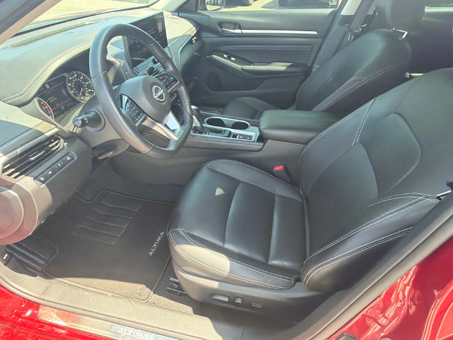 Used 2023 Nissan Altima Sedan