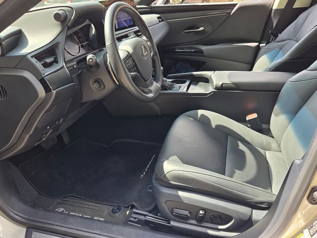 Used 2024 Beige Lexus 250 image 15