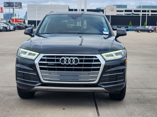 2018 Audi Q5 2.0T Black at Autostrade