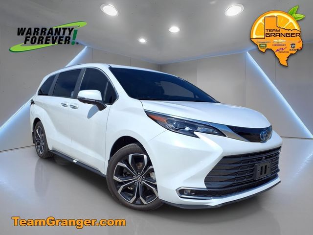 2025 Toyota Sienna Platinum 7-Passenger FWD