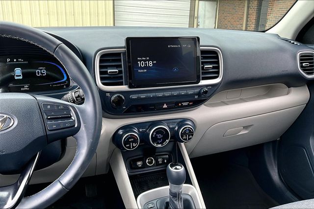 Used 2025 Hyundai Venue Limited 4D Sport Utility