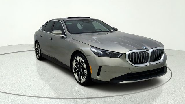 Oxide Gray Metallic 2026 BMW 5 Series Sedan All-Wheel Drive 8-Speed Automatic
