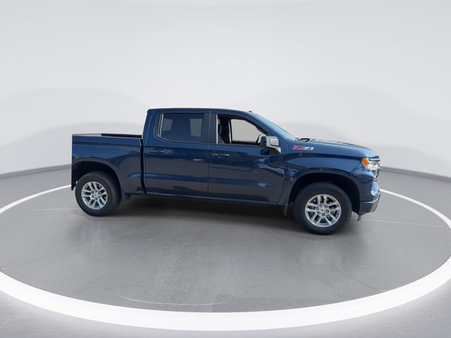 Used 2022 Blue Chevrolet RST image 9