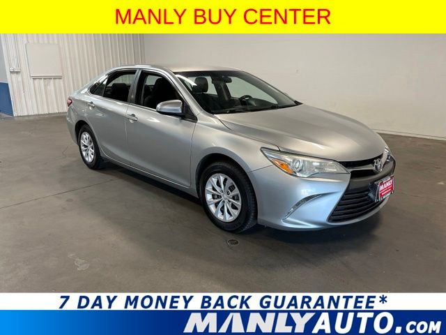 Silver 2015 Toyota Camry Sedan Front-Wheel Drive 6-Speed Automatic