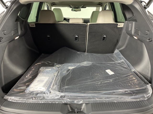 2025 Everest White Pearl Tricoat Nissan Murano SL AWD SUV