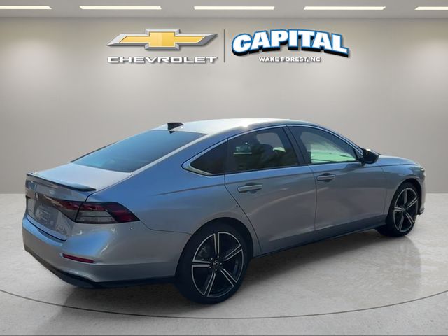 Used 2023  Honda Sport image 6