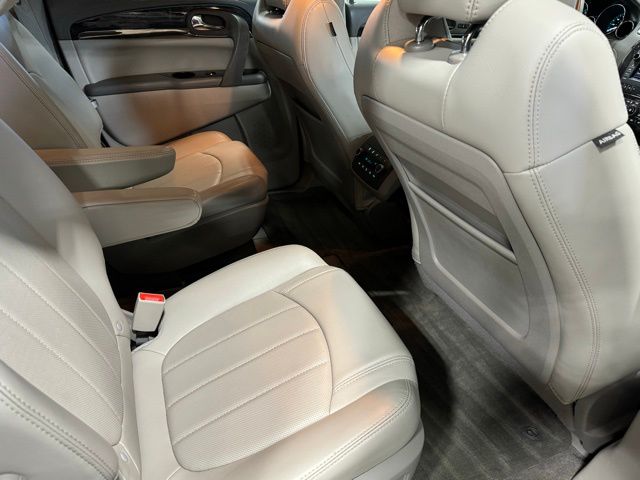 2017 Buick Enclave Premium Group 32