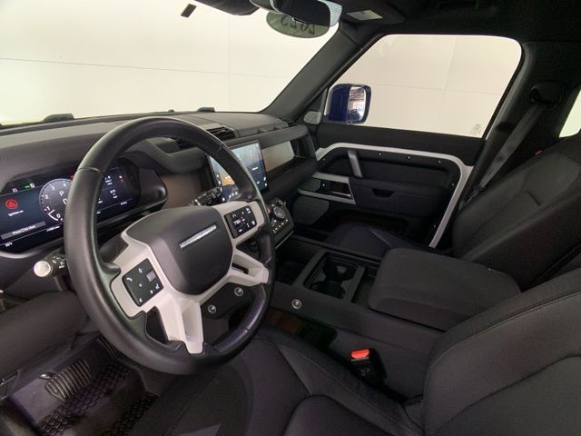 2023 Land Rover Defender 130 X-Dynamic SE 12