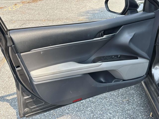 Used 2022 Gray Toyota SE image 30
