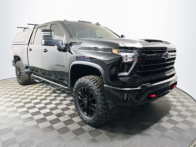 2025 Chevrolet Silverado 2500HD LT Crew Cab 4WD