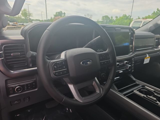 New 2026 Agate Black Metallic Ford F-250® Lariat® image 17