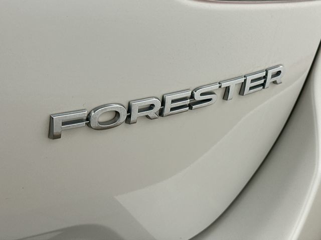 2021 Subaru Forester Premium White at Spitzer Acura