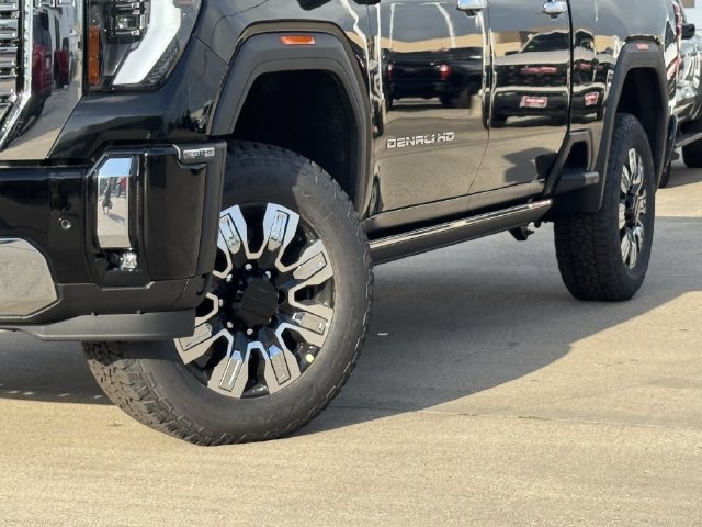 2026 GMC Sierra 2500HD Denali - 10