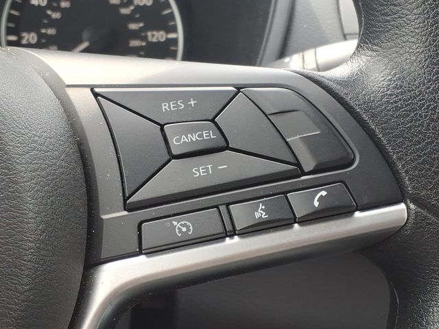 2022 Nissan Altima - Image 13