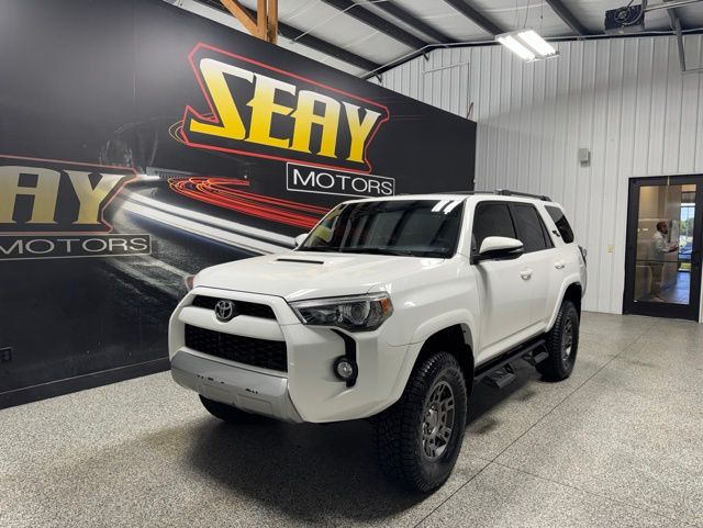 Super White 2019 Toyota 4Runner TRD Off-Road Premium 4WD SUV / Crossover Four-Wheel Drive 5-Speed Automatic Overdrive
