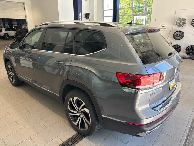 2023 Volkswagen Atlas 2.0T SEL Gray at Sutliff Volkswagen