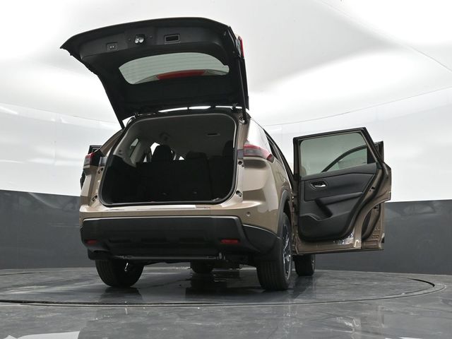 2025 Nissan Rogue SV 44