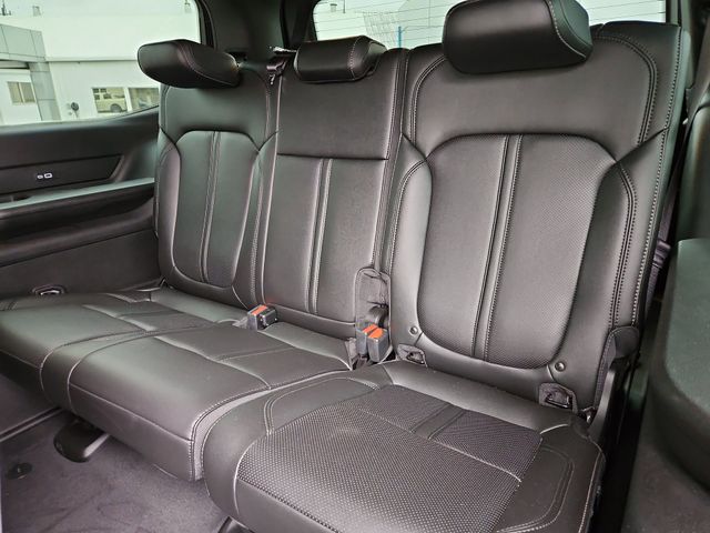 2024 Jeep Wagoneer Base Silver at River Oaks CDJR